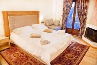 Camera Matrimoniale con Vista Montagna