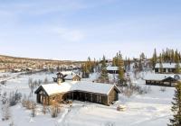 Moderne storhytte med 5 soverom og 3 bad - B&B Beitostølen