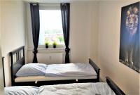 Work and Stay Apartment Balcony - B&B Düsseldorf