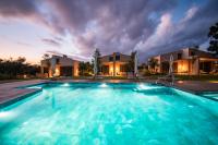 Helichrysum Lofts - B&B Marathópolis