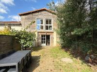 Le Verger - Gite 8 personnes en campagne et rivière By Primo - B&B La Forêt-sur-Sèvre