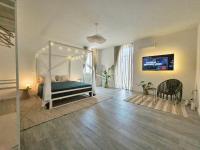 Vico V - Molfetta Premium Apartment - Central, Near Port, New - Fast Wi-Fi - Chambres d'hôtes Molfetta