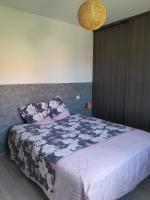 Chambre paisible à la campagne - B&B Sarrouilles