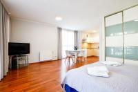 Studio mit Balkon