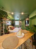 Casa Jungle - Le Studio Végétal - Confort & Design - B&B Brive-la-Gaillarde