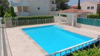 T2 35m2 clim, piscine, balcon et parking privé à 2 pas du port Santa Lucia - B&B Saint-Raphaël