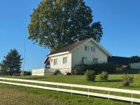 Cozy 2 bedroom house on a farm just outside Lillestrøm - B&B Lillestrøm