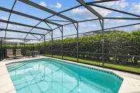 4BR Pool Home w 2 Suites Near Disney - B&B Orlando