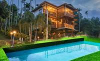 GreensVista Pool Wayanad AC Pillar Homestay near Natural Stream and Amazing View - B&B Panamaram