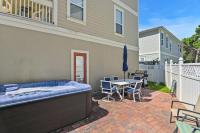 5BR One Block to Beach- Hot Tub- Pool- Golf Cart- Pets - B&B Destin