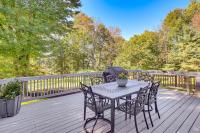 Spacious Fanwood Home w/ Decks, Walk to Park! - B&B Fanwood