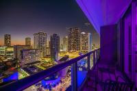 Brickell District Luxury Apartments - Bayfront Park - Free Parking - Gym & Rooftop Pool - Bed and Breakfast Miami