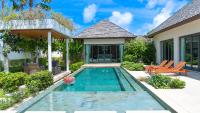 BangTao Luxury 5 Bedroom 1200sqm Modern Bali Style Holiday Villa Quiet and Private Large Private Pool Large Garden - Chambres d'hôtes Bang Tao Beach