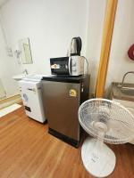 Spacious, just an 850m walk to MRT Rama 9 station - B&B Bangkok