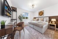 Contemporary 2BR Apt I Near Station I Free WiFi - B&B New Southgate