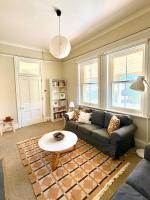 Constable's Cottage - B&B Armidale