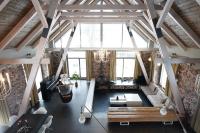 Design stone villa near the beach - B&B Skulte