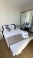 High Luxury London Stay 30 Mins to Camden & Central - B&B Finchley