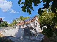 Dióliget Apartman - B&B Orfű