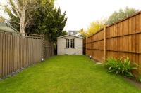 2 Bed Garden Flat in Balham - B&B London