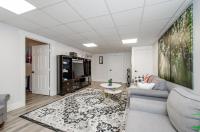 Cozy Adventure Basement - B&B Buford