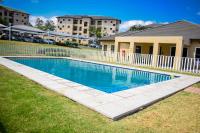 CozyHome Near Airport with pool gym and 24hour security - Ferienwohnung Boksburg