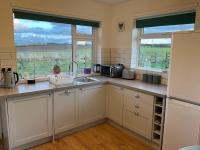 Summerfield Bungalow - B&B Whitby