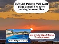 DUPLEX PLEINE VUE MER PISCINE parking fibre wifi plage a pied 5 minutes st pierre la mer - Chambres d’hôtes Fleury