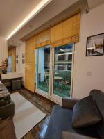 One Bed Appartment in GoldCrest Mall and residency DHA Lahore - Chambres d’hôtes Dargai