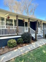 Talladega Nights to nearby Nascar ZMax CLT - Ferienwohnung Harrisburg