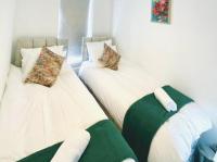 3-Bedroom Gem in Manchester with Free Parking - B&B Manchester