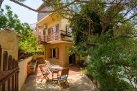 Nikos Panagiotareas House - Bed and Breakfast Kalamata