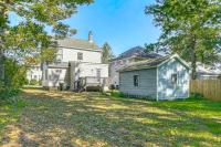 Walk to Main Street! Updated Norwich Home - Chambres d'hôtes Norwich