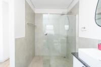 Modern 2 Bed Home with Solar & Braai Langebaan - Bed and Breakfast Langebaan