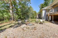 Family Lake Retreat | Walk to Table Rock - B&B Eureka Springs
