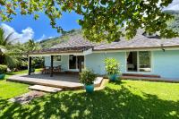 Villa Ohana - 4BR Beachfront Villa - B&B Paopao