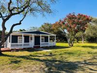 The Blue Oasis - Palm & Pool Retreat - Ferienwohnung Pearland