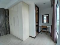 Three-Bedroom Deluxe Apartment