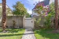 La Bastide - 8 personnes - Maison avec jardin - B&B Lescar