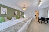 XS43 XROSS STAY Juso3 十三 - Bed and Breakfast Osaka