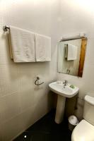 Camera Doppia con Letti Singoli con Bagno Privato 