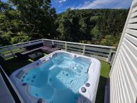 Gîte perché en bordure de forêt - Jacuzzi privatif - Chambres d’hôtes Ban-de-Laveline