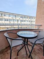 Lihnidos Home, Central Stay, Wi-Fi, near Lake, AC - B&B Ocrida