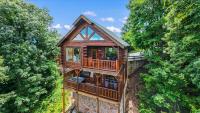 A Rare Find By Colonial Properties - B&B Pigeon Forge