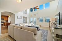 Beach house with large deck and patio - Bed and Breakfast Galveston