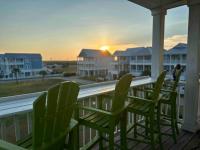 Large, Beautiful Home Close to the Beach - B&B Galveston