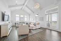 Modern beach home with the best views of West Bay - Chambres d'hôtes Galveston