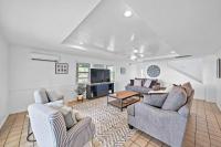 Tranquil Home with Private, Texas-Shaped Pool - B&B San Leon