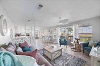 Beach Home with Cowboy Pool, Big Deck and Ocean View - B&B Galveston