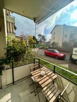 Basic Flat with Balcony in Zurich - B&B Zurich